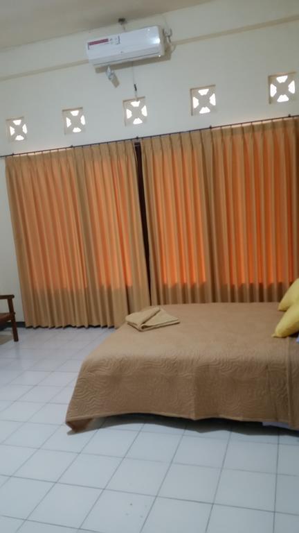 Tempatku Indonesian Restaurant And Rooms سينغيغي المظهر الخارجي الصورة