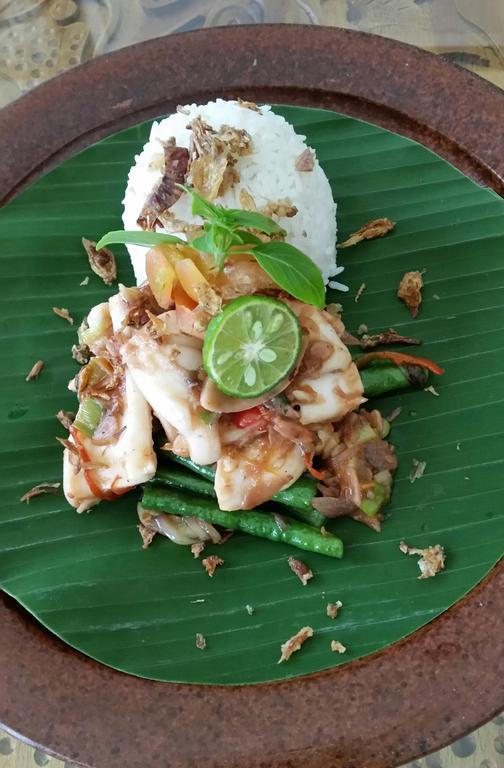 Tempatku Indonesian Restaurant And Rooms سينغيغي المظهر الخارجي الصورة