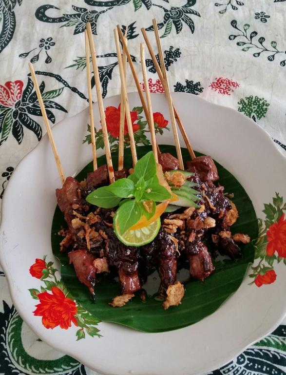 Tempatku Indonesian Restaurant And Rooms سينغيغي المظهر الخارجي الصورة
