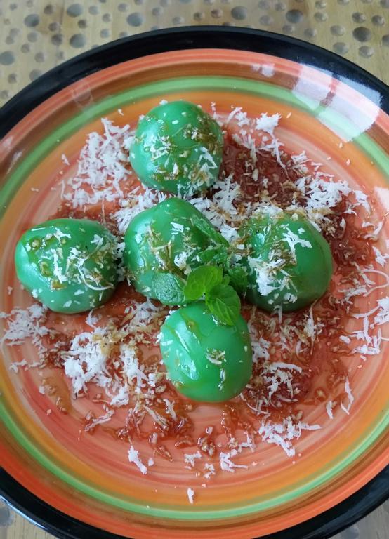Tempatku Indonesian Restaurant And Rooms سينغيغي المظهر الخارجي الصورة