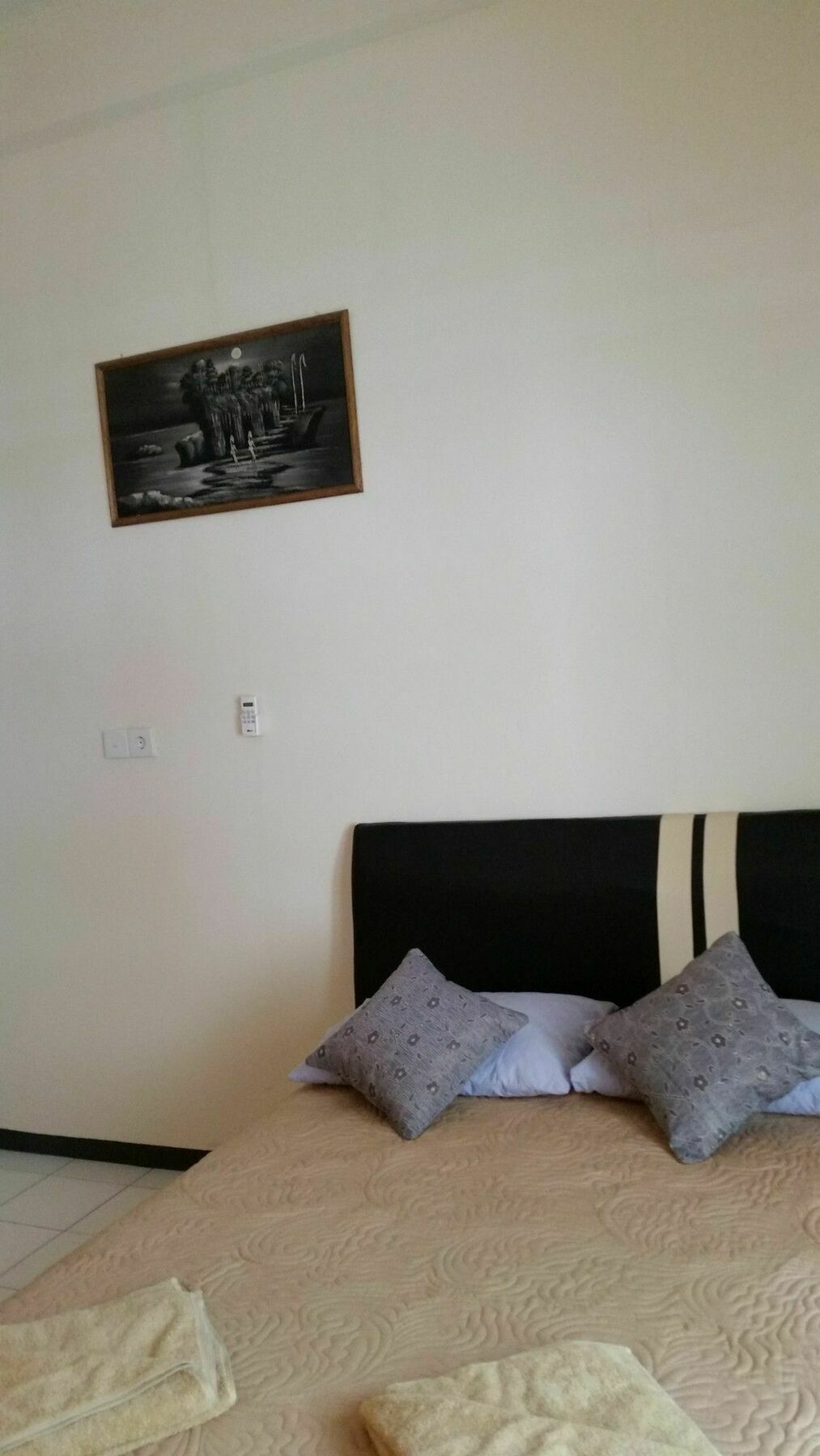 Tempatku Indonesian Restaurant And Rooms سينغيغي المظهر الخارجي الصورة