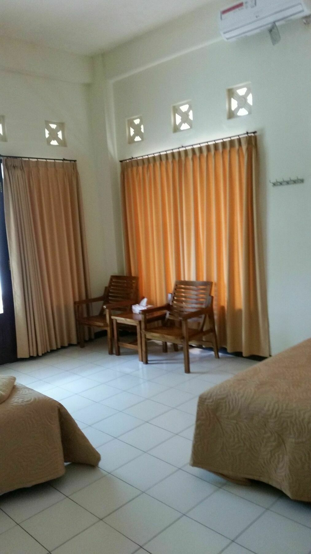 Tempatku Indonesian Restaurant And Rooms سينغيغي المظهر الخارجي الصورة